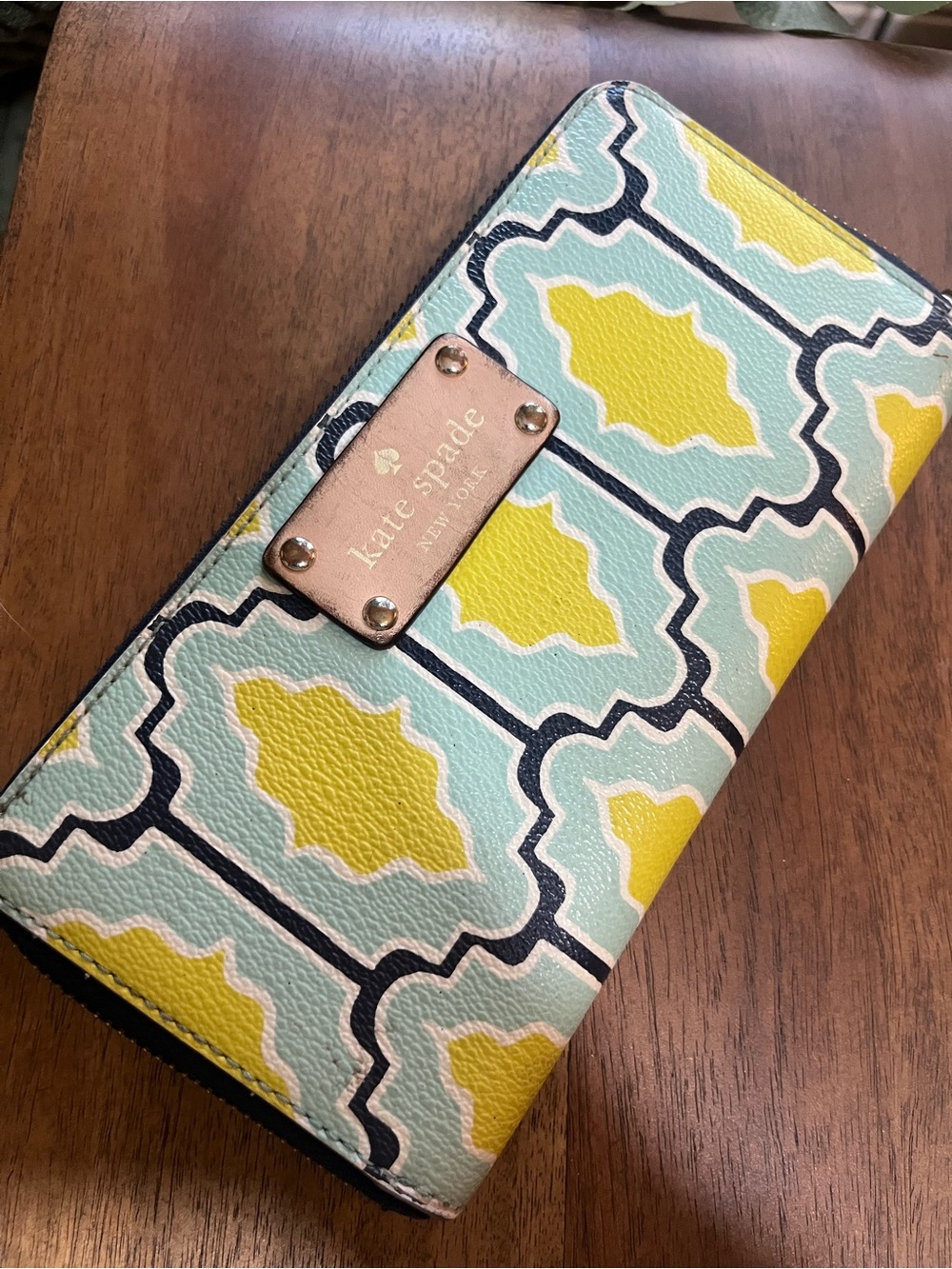 kate spade Zip Around Cabana Tile Wallet Yellow Teal Navy Geometric Zip Wallet